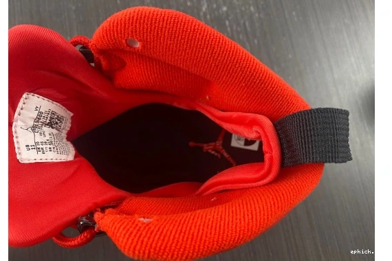 Rep EP Retro CT8019-600 Red CT8019-600 Chile 9 Jordan 0110